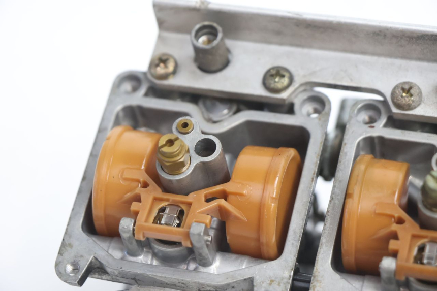 photo de CARBURADOR KAWASAKI GPX F ZX750F 750 (1986 - 1990) - Marcados y referencias originales