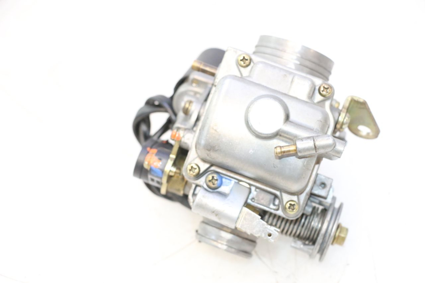photo de CARBURADOR KYMCO GRAND DINK 125 (2008 - 2014) - Primer plano técnico