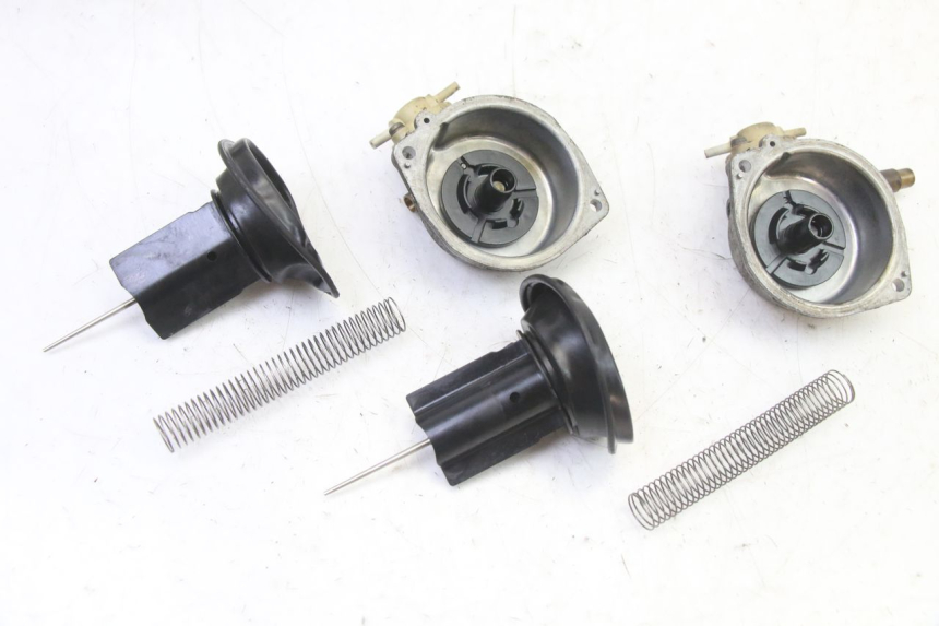 photo de CARBURADOR SUZUKI GS GSE 500 (2001 - 2003) - Zoom sobre los componentes