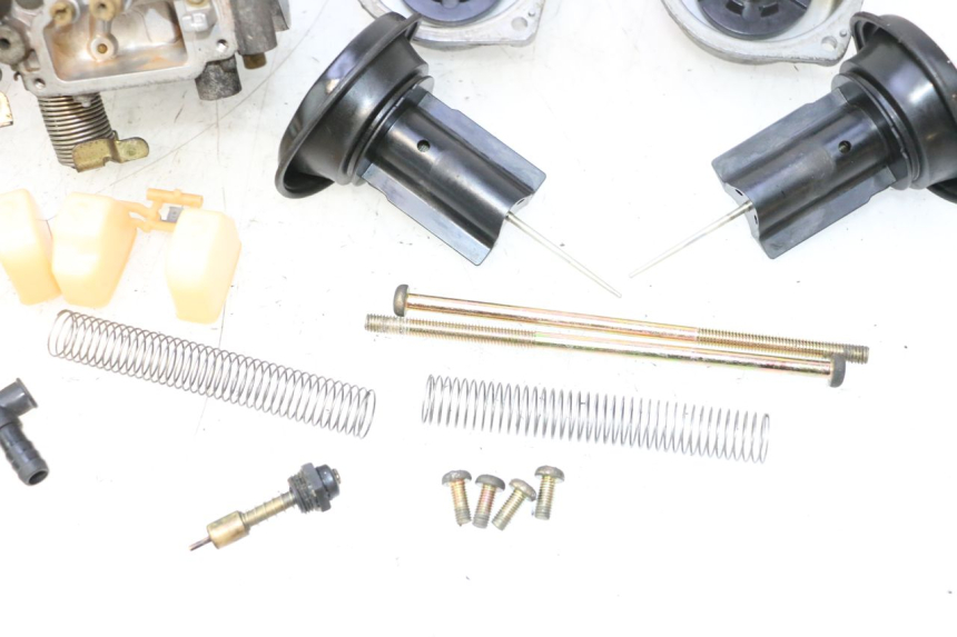 photo de CARBURADOR SUZUKI GS GSE 500 (2001 - 2003) - Otra perspectiva