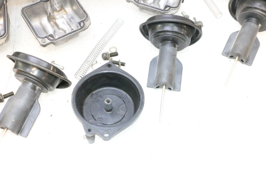 photo de CARBURADOR SUZUKI GSX F GSXF 750 (1988 - 1998) - Recambio usado revisado