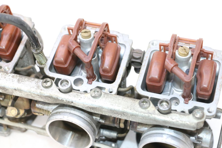 photo de CARBURADOR SUZUKI GSX F GSXF 750 (1988 - 1998) - Zoom sobre los componentes