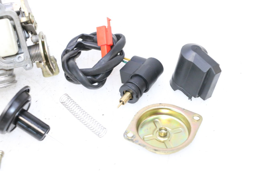 photo de CARBURADOR EUROCKA GTR 50 (2007 - 2017) - Características distintivas