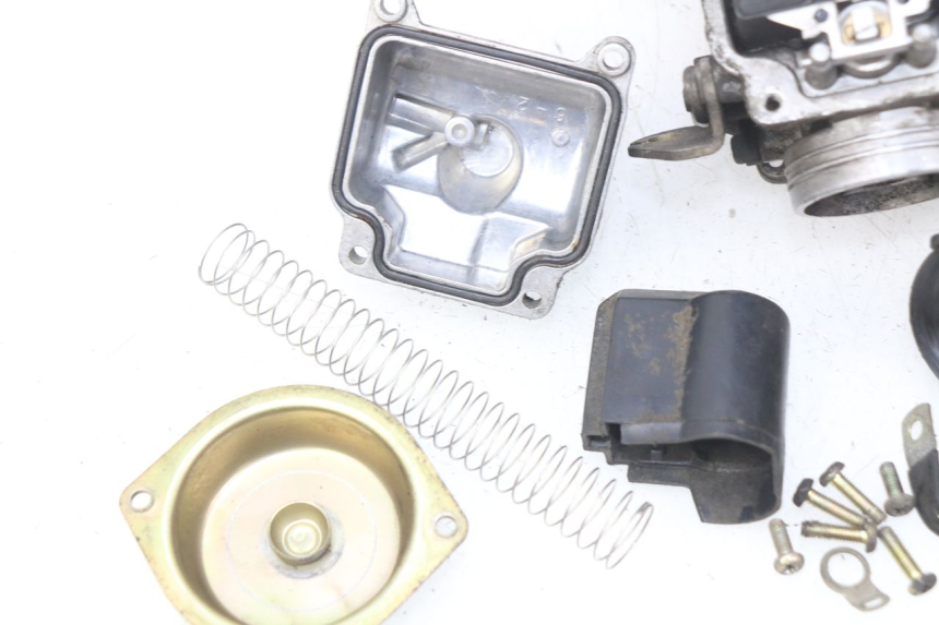 photo de CARBURADOR HAOTIAN HT125T-2 125 - Características distintivas