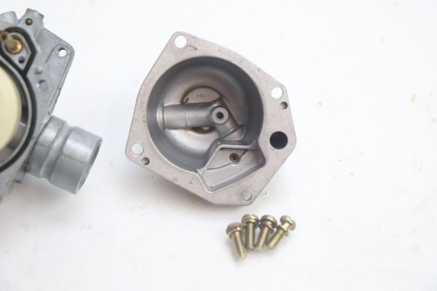 photo de CARBURADOR KEEWAY HURRICANE 50 (2006 - 2019) - Características distintivas