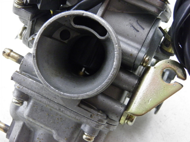photo de CARBURADOR JM MOTOR S-MAX 125 (2010 - 2014) - Detalles de los puntos de fijación