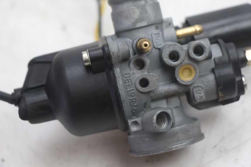 photo de CARBURADOR PEUGEOT KISBEE 2T 50 (2010 - 2017) - Zoom estado de uso