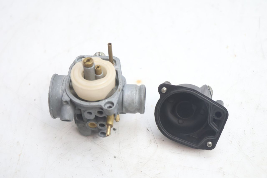 photo de CARBURADOR PEUGEOT KISBEE 2T 50 (2010 - 2017) - Recambio usado revisado