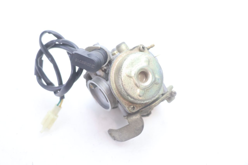 photo de CARBURADOR PEUGEOT KISBEE 4T 50 (2010 - 2017) - Primer plano técnico