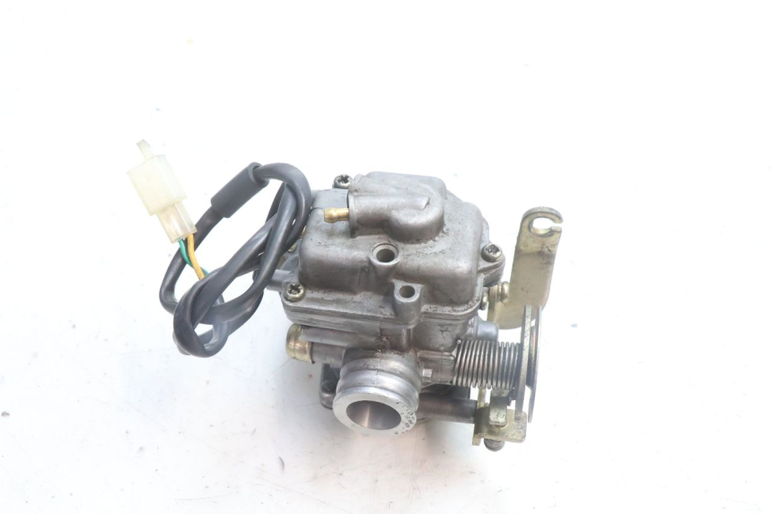 photo de CARBURADOR PEUGEOT KISBEE 4T 50 (2010 - 2017) - Detalles de los puntos de fijación