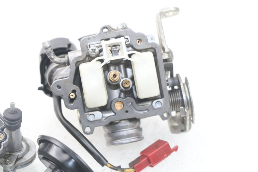 photo de CARBURADOR PIAGGIO LIBERTY 4T 50 (2009 - 2015) - Zoom sobre los componentes
