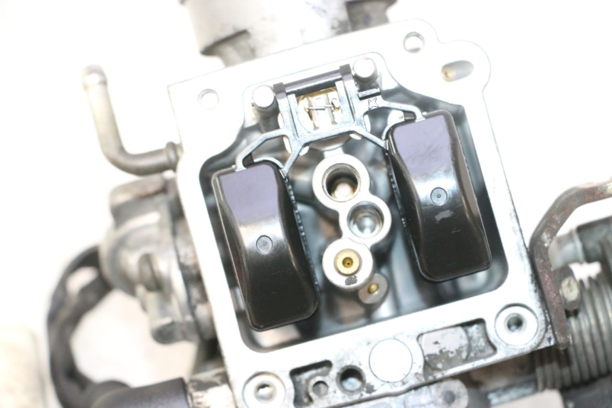 photo de CARBURADOR PIAGGIO LIBERTY 125 (1998 - 2008) - Zoom estado de uso