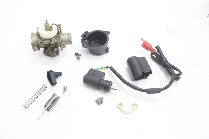 photo de CARBURADOR PEUGEOT LUDIX 50 (2008 - 2017) - Estado de la superficie y material