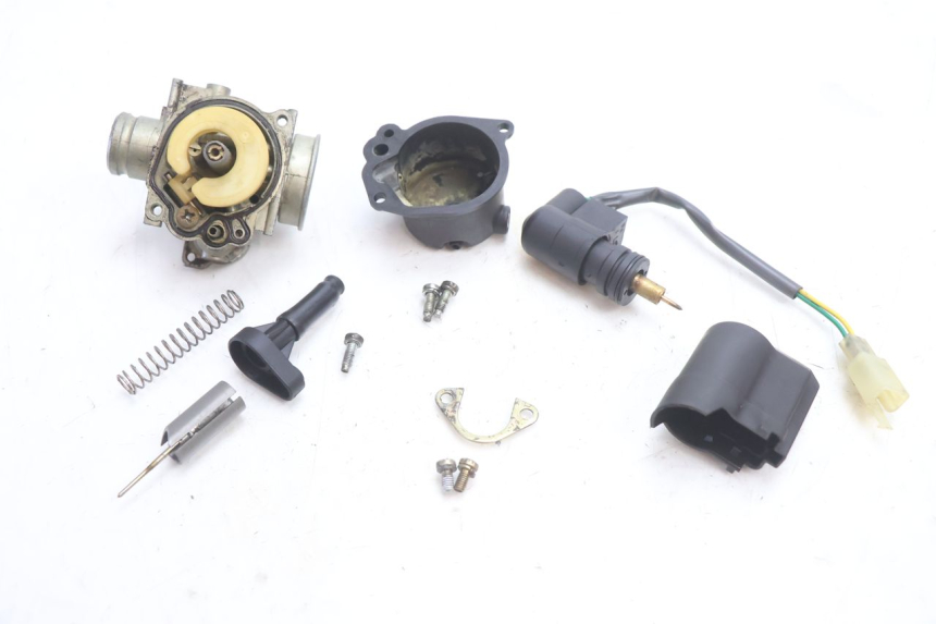 photo de CARBURADOR PEUGEOT LUDIX ONE 50 (2004 - 2013) - Estado de la superficie y material