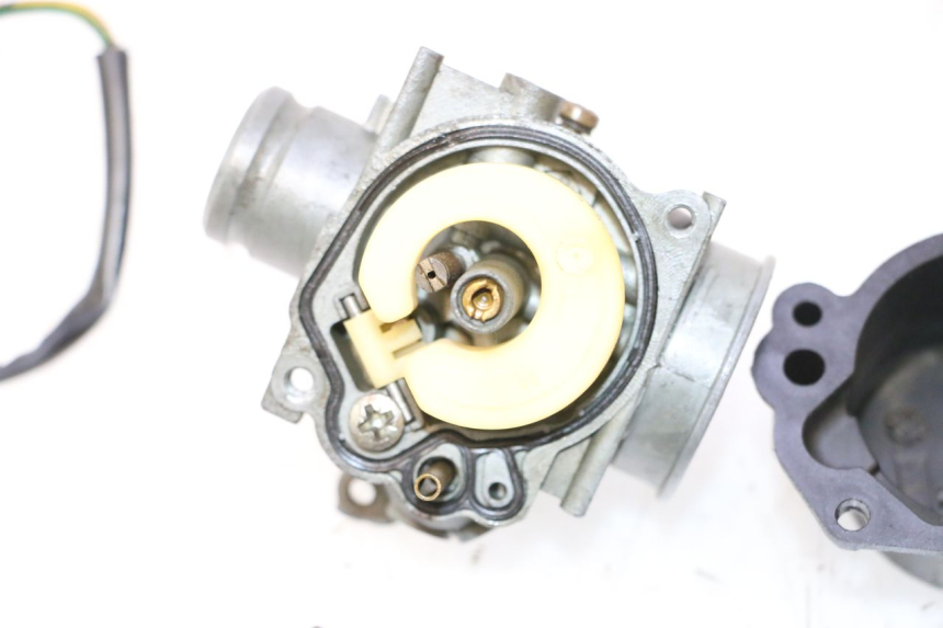 photo de CARBURADOR PEUGEOT LUDIX ONE 50 (2004 - 2013) - Primer plano de alta resolución