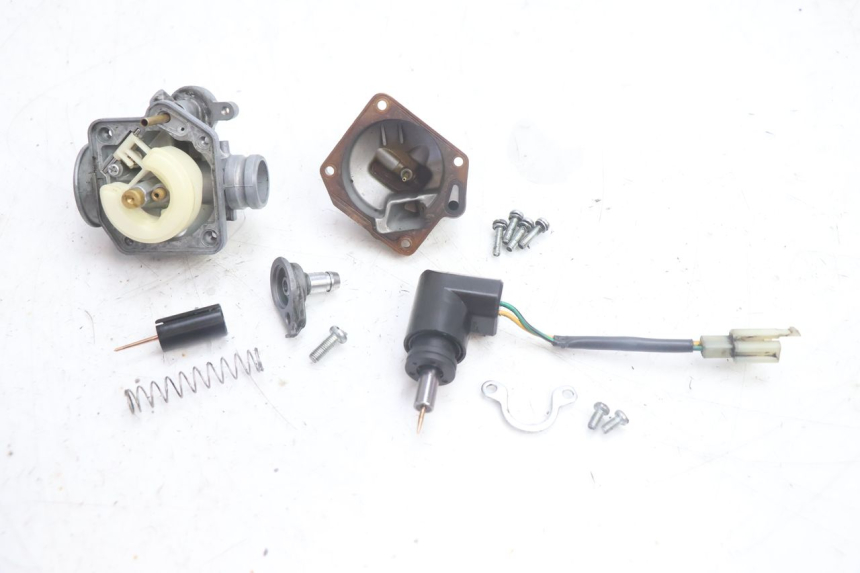photo de CARBURADOR PEUGEOT LUDIX PRO 2T 50 (2010 - 2017) - Detalles de los puntos de fijación