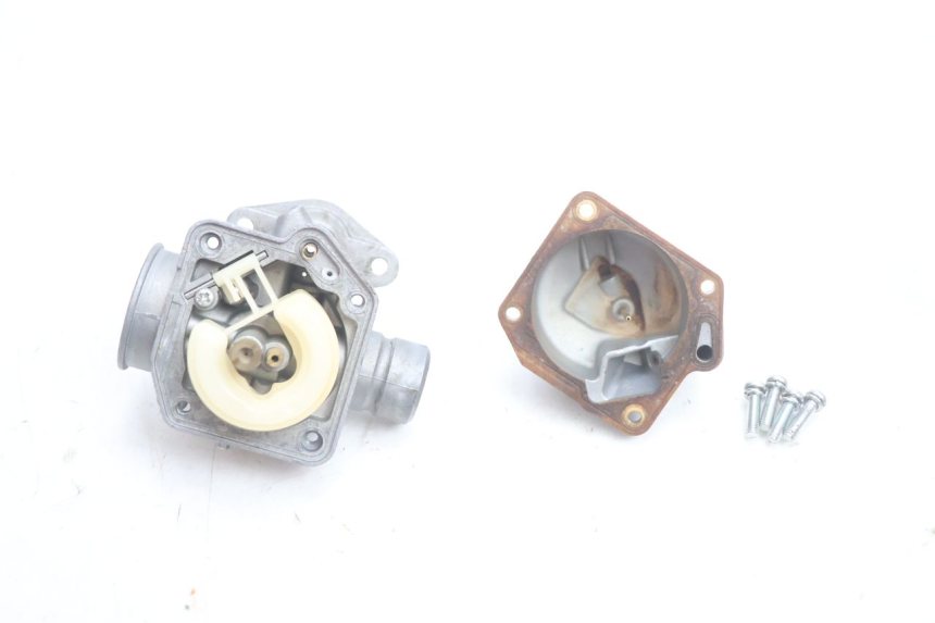 photo de CARBURADOR IMF INDUSTRIE NEW PACH 2T 50 (2014 - 2020) - Estado de la superficie y material