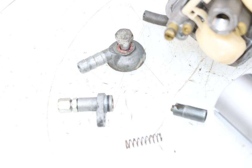 photo de CARBURADOR HONDA NSR R 125 (1994 - 2003) - Características distintivas