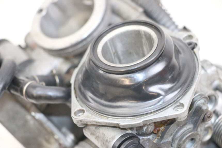 photo de CARBURADOR HONDA NTV DEAUVILLE 650 (1998 - 2001) - Otra vista del artículo