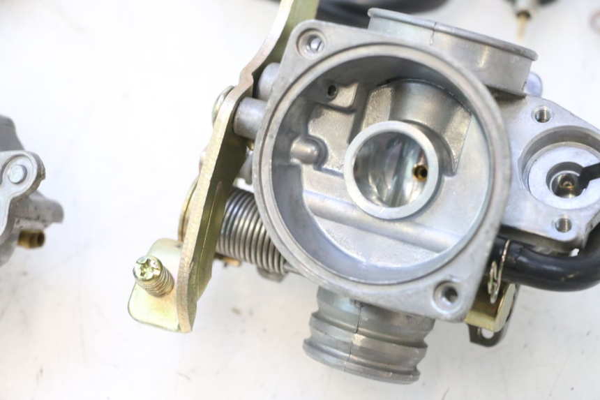 photo de CARBURADOR JM MOTORS OLDIES 4T 50 (2010 - 2020) - Primer plano de alta resolución