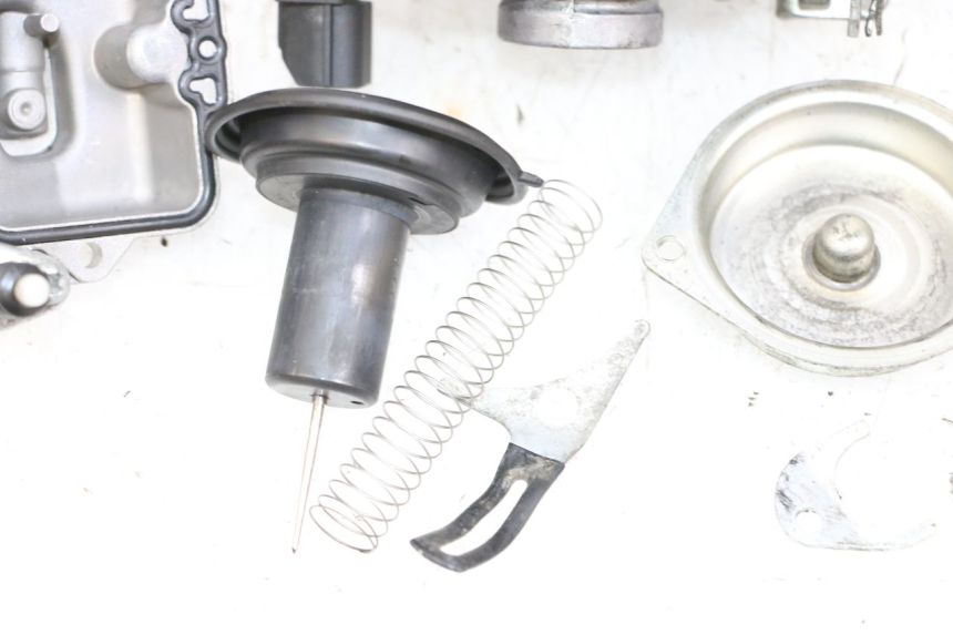 photo de CARBURADOR JM MOTORS OLDIES GT 4T 50 (2018 - 2025) - Zoom sobre los componentes