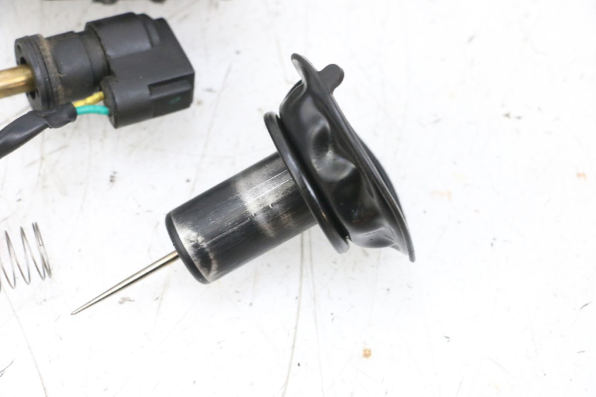 photo de CARBURADOR SYM ORBIT 2 4T 50 (2008 - 2017) - Enfoque en la estructura