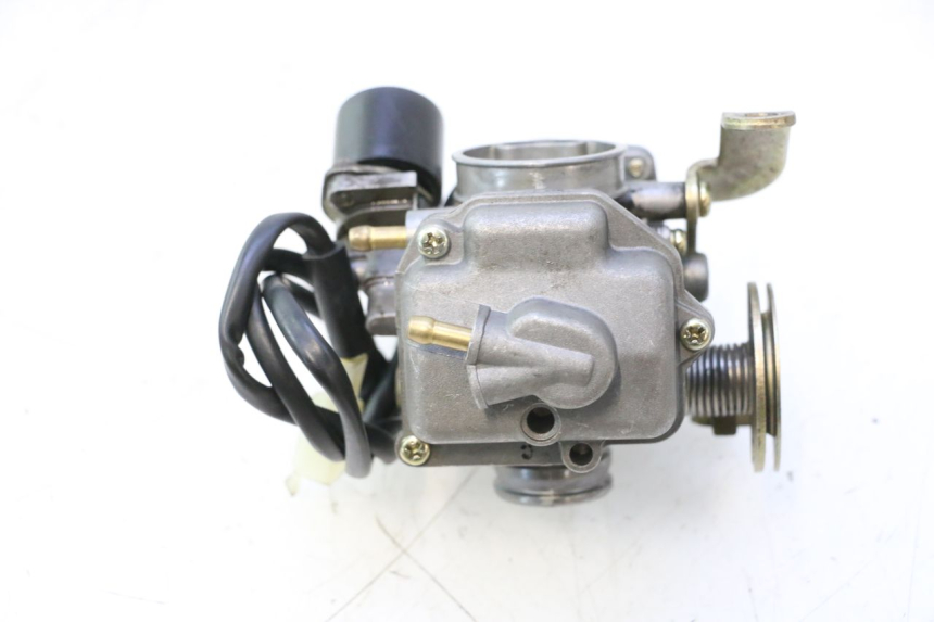 photo de CARBURADOR VASTRO R-ONE 4T 50 (2014 - 2022) - Otra perspectiva