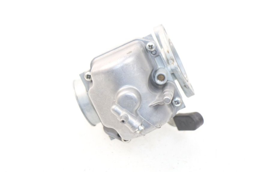 photo de CARBURADOR YCF R-START 125 - Primer plano técnico