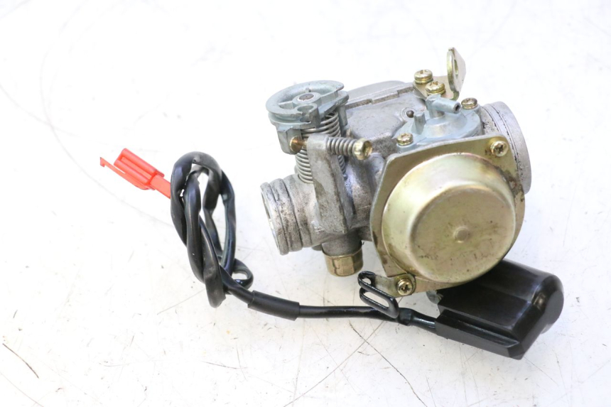photo de CARBURADOR YIYING RETRO 125 (2008 - 2018) - Zoom estado de uso