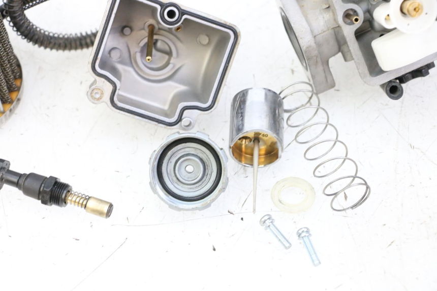 photo de CARBURADOR APOLLO RFZ 125 - Características distintivas