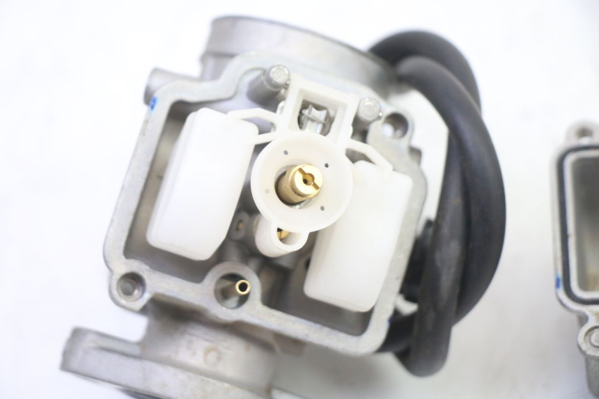 photo de CARBURADOR APOLLO RFZ 125 - Características distintivas