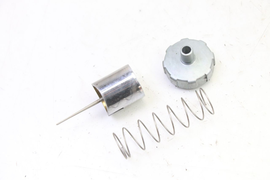 photo de CARBURADOR APOLLO RFZ 125 - Primer plano de alta resolución