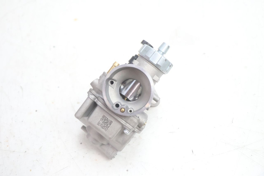photo de CARBURADOR APOLLO RFZ 150 - Detalles de los puntos de fijación