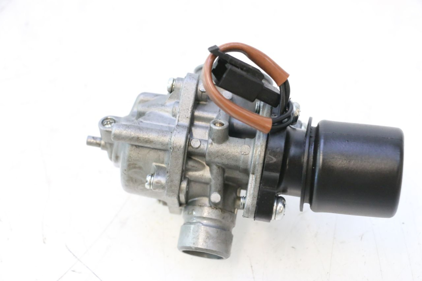 photo de CARBURADOR TNT MOTOR ROMA 10' 2T 50 (2011 - 2018) - Otra perspectiva
