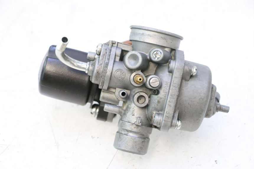 photo de CARBURADOR TNT MOTOR ROMA 10' 2T 50 (2011 - 2018) - Detalles de los puntos de fijación