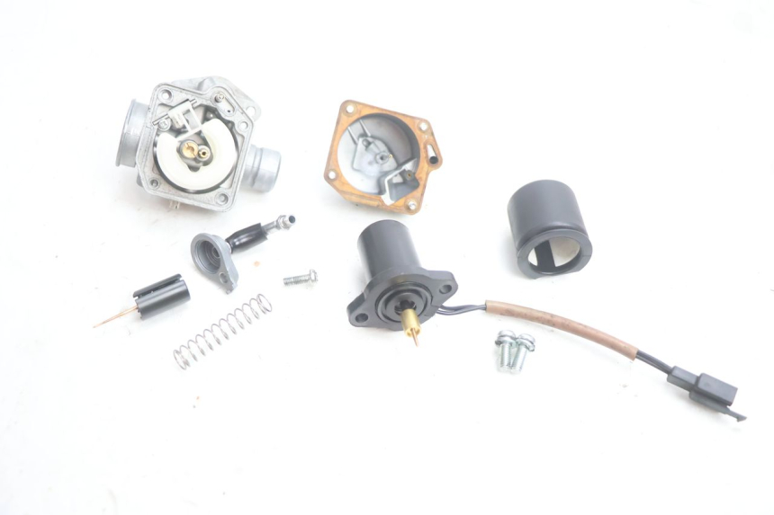 photo de CARBURADOR TNT MOTOR ROMA 10' 2T 50 (2011 - 2018) - Detalles de los puntos de fijación