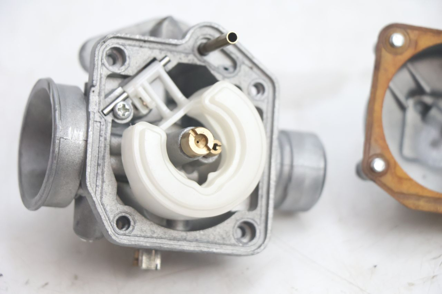 photo de CARBURADOR TNT MOTOR ROMA 10' 2T 50 (2011 - 2018) - Recambio usado revisado