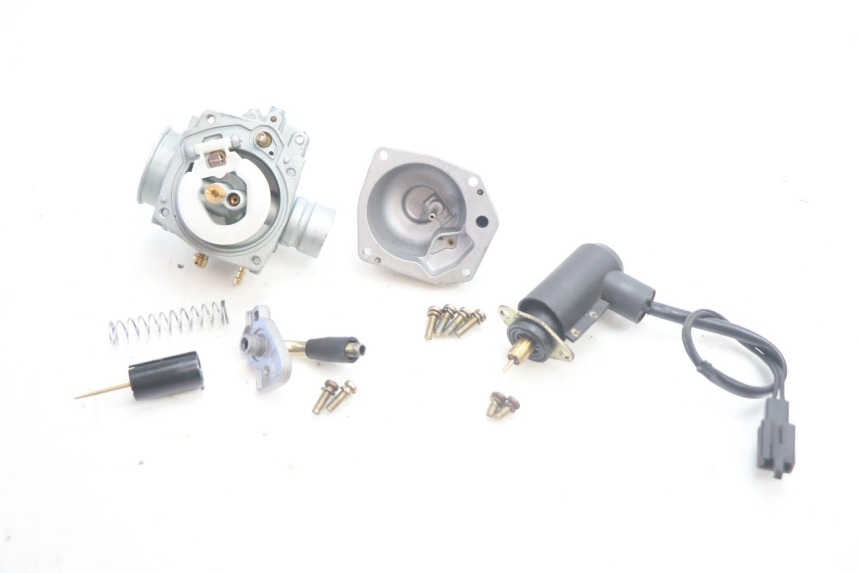 photo de CARBURADOR TNT MOTOR ROMA 10' 2T 50 (2011 - 2018) - Detalles de los puntos de fijación