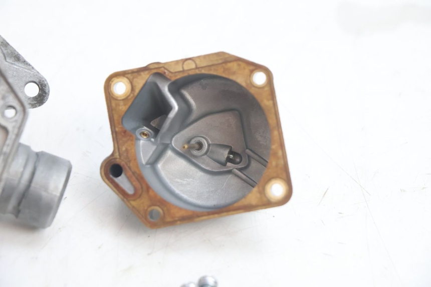 photo de CARBURADOR TNT MOTOR ROMA 12' 2T 50 (2007 - 2018) - Recambio usado revisado