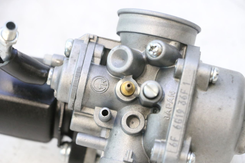 photo de CARBURADOR TNT MOTOR ROMA 12' 2T 50 (2007 - 2018) - Detalles de los puntos de fijación