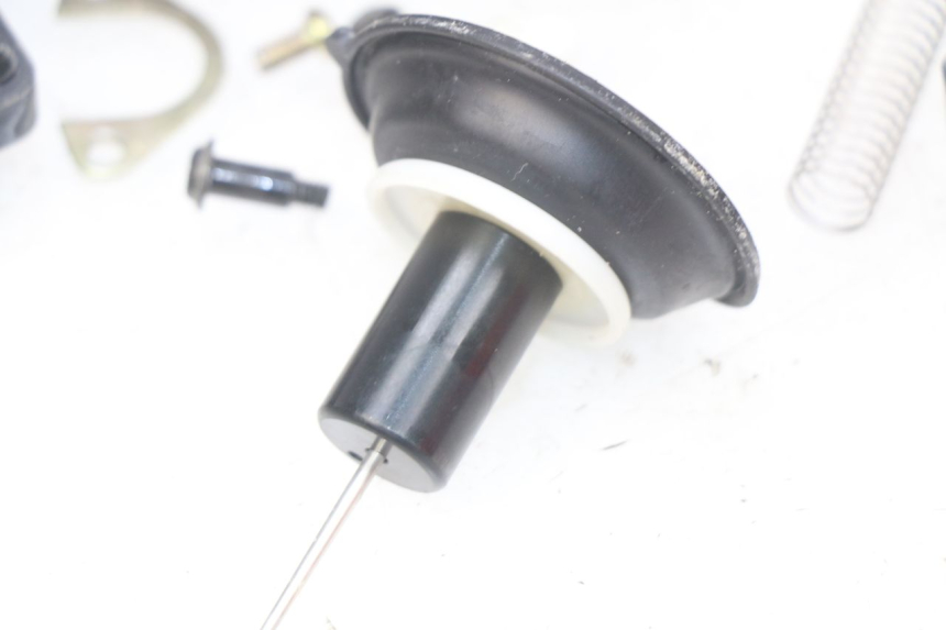 photo de CARBURADOR JM MOTORS SANTANA 50 (2014 - 2023) - Estado de la superficie y material