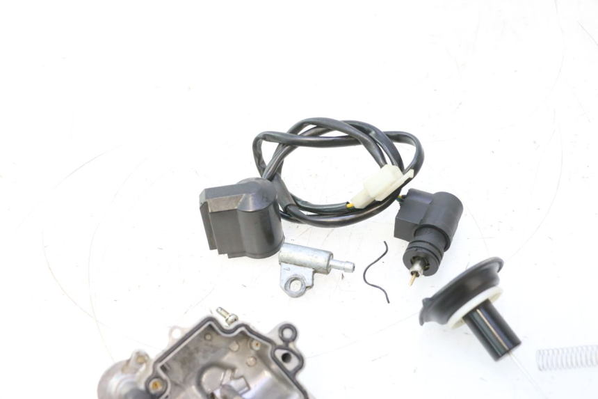 photo de CARBURADOR JM MOTORS SANTANA 50 (2014 - 2023) - Primer plano de alta resolución
