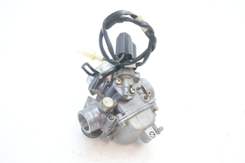 photo de CARBURADOR FYM SCOOTERONE 125 (2006 - 2008) - Primer plano técnico