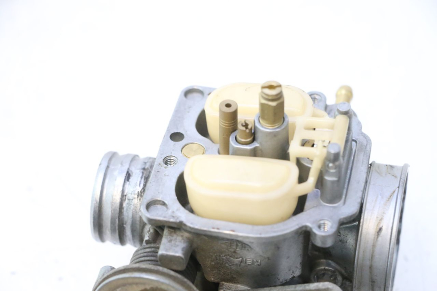 photo de CARBURADOR HONDA SCV LEAD 100 (2003 - 2007) - Primer plano de alta resolución