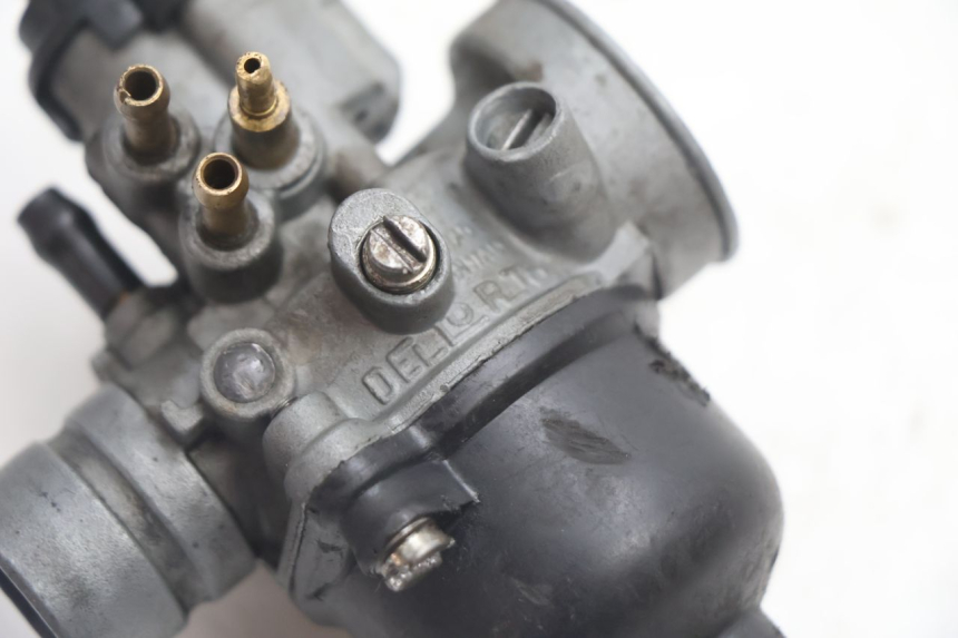 photo de CARBURADOR PEUGEOT SPEEDFIGHT 2 AC 50 (2000 - 2009) - Primer plano técnico