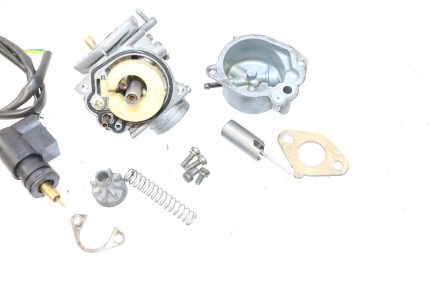 photo de CARBURADOR PEUGEOT SPEEDFIGHT LC 50 (1996 - 2002) - Inspección visual detallada