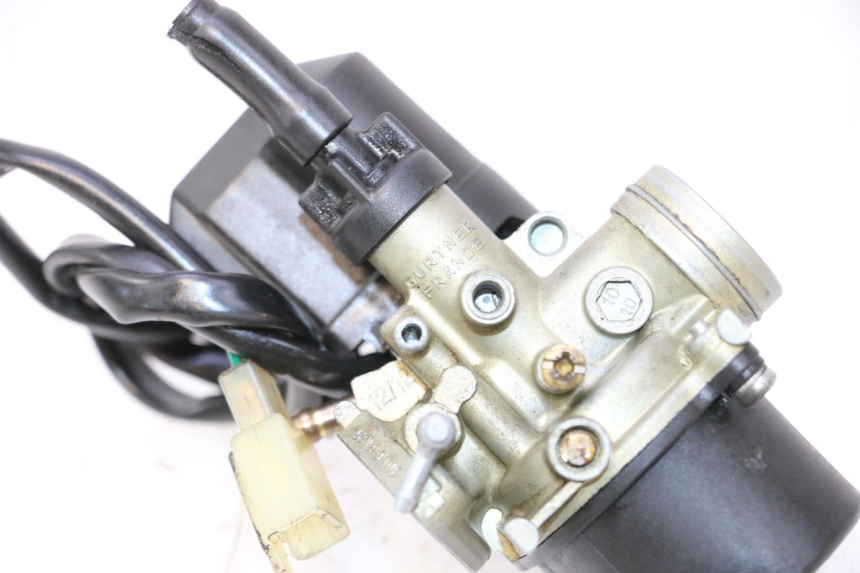 photo de CARBURADOR PEUGEOT SPEEDFIGHT LC 50 (1996 - 2002) - Estado de la superficie y material