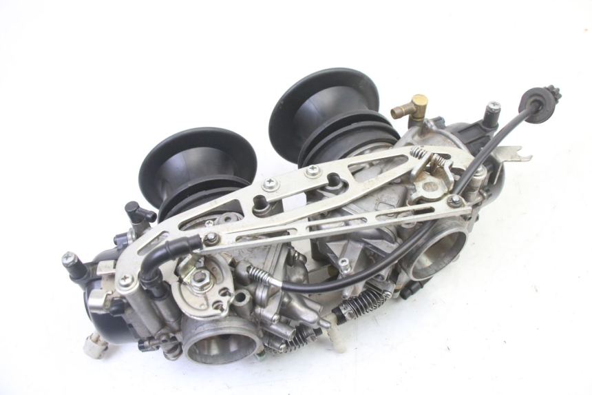 photo de CARBURADOR KTM SUPERENDURO R 950 (2005 - 2009) - Primer plano técnico