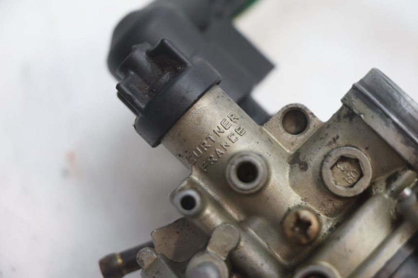 photo de CARBURADOR PEUGEOT TKR TREKKER FURIOUS 50 (2005 - 2014) - Zoom estado de uso