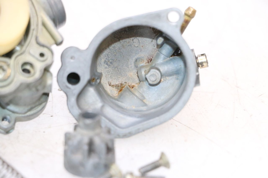 photo de CARBURADOR PEUGEOT TREKKER TKR 50 (2005 - 2014) - Inspección visual detallada